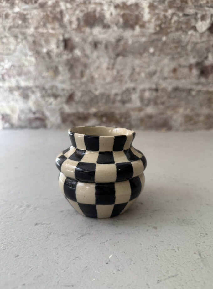 NOIR / CHECK / VASE NO.3