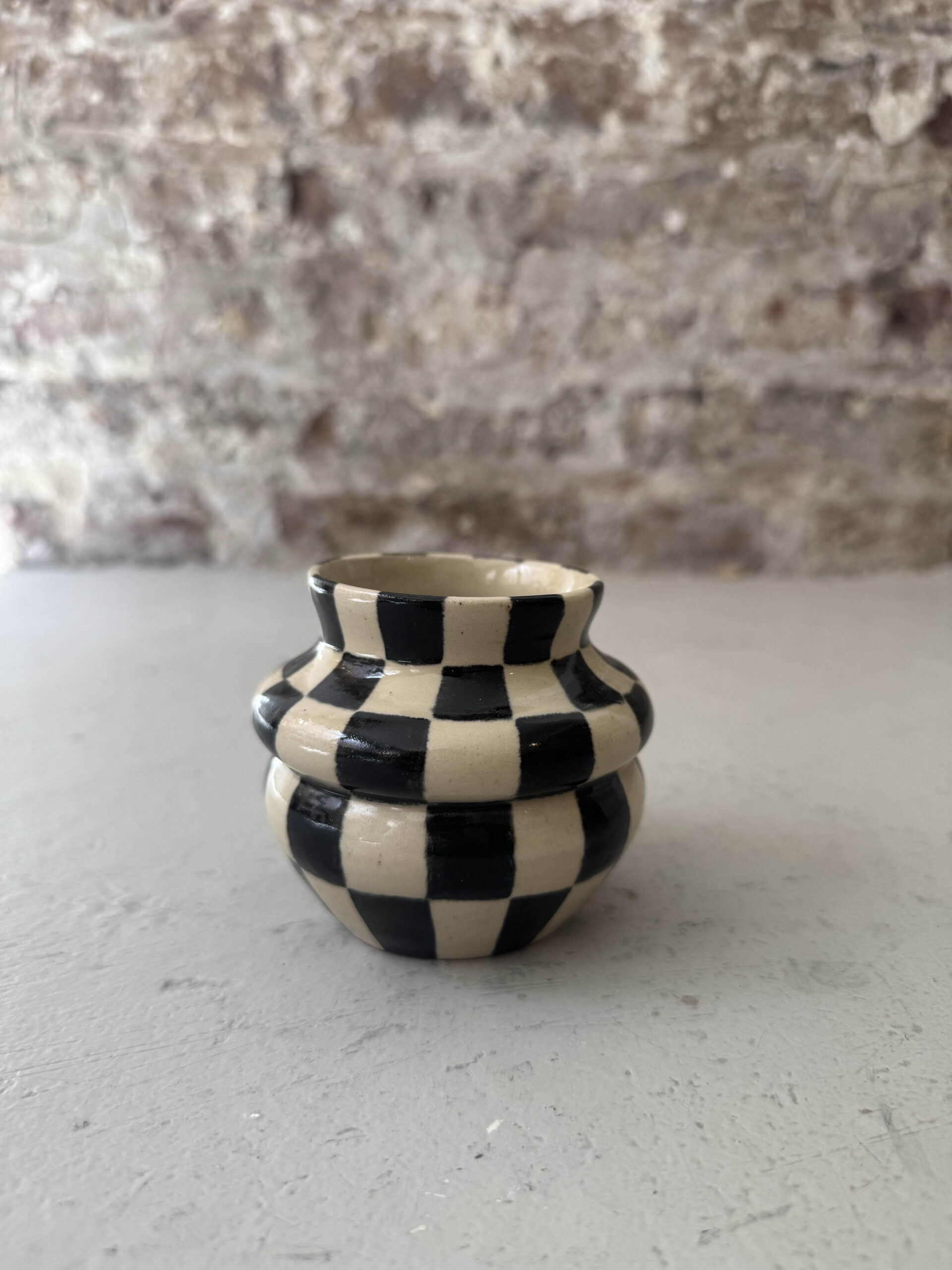 NOIR / CHECK / VASE NO.3