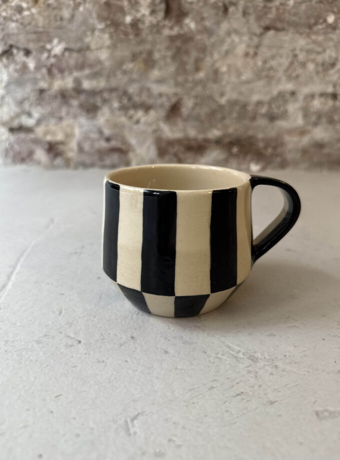 NOIR / GRID / MUG