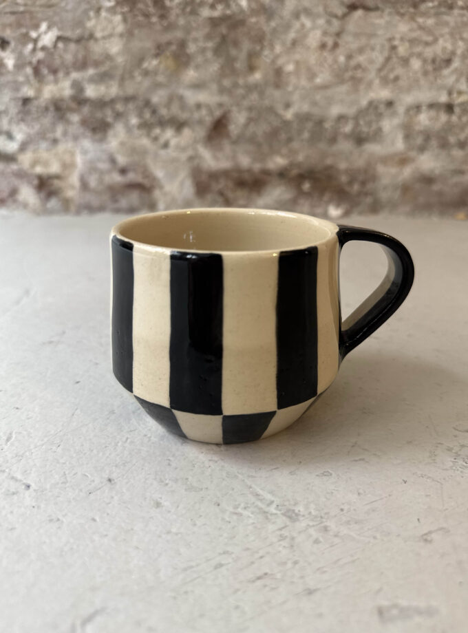 NOIR / GRID / MUG