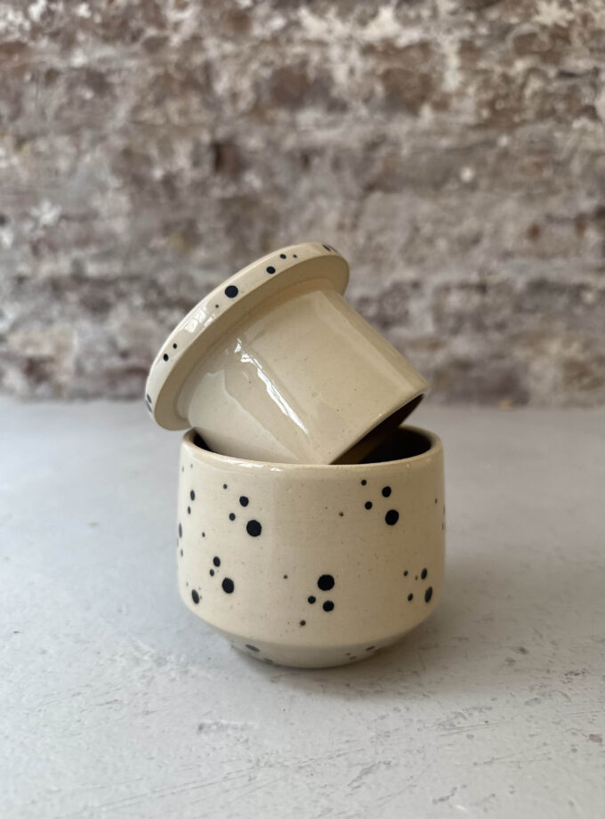 NOIR / DOT / BUTTER DISH