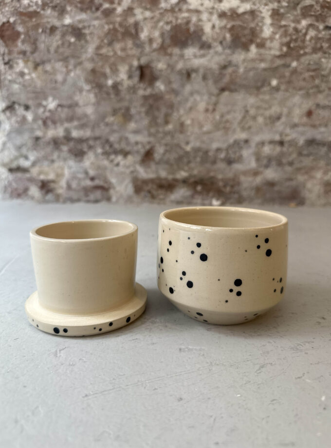 NOIR / DOT / BUTTER DISH