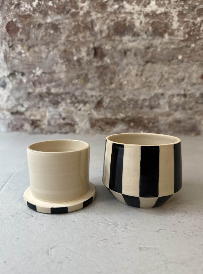 NOIR / GRID / BUTTER DISH