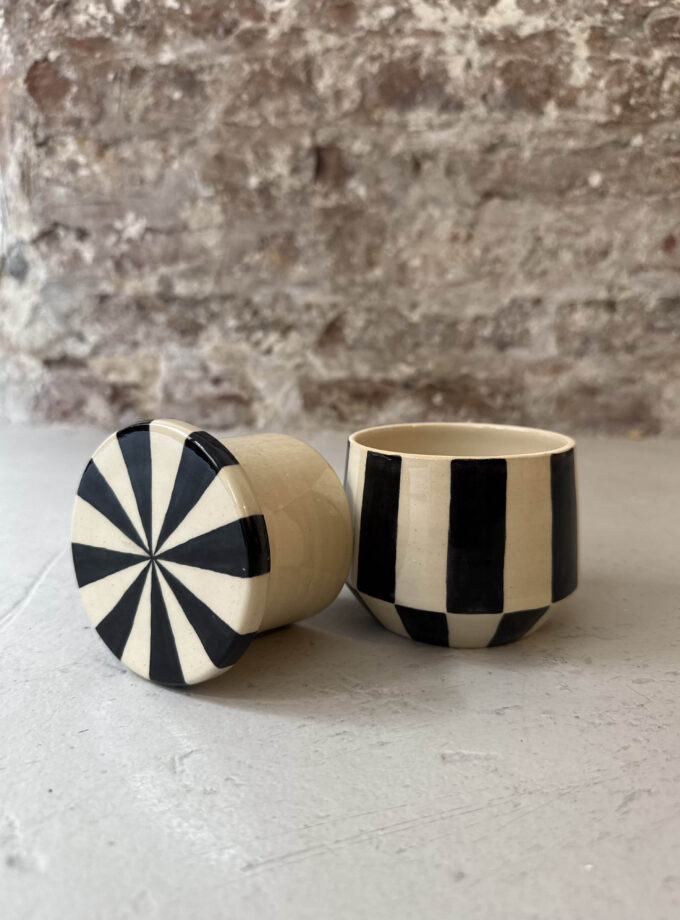 NOIR / GRID / BUTTER DISH