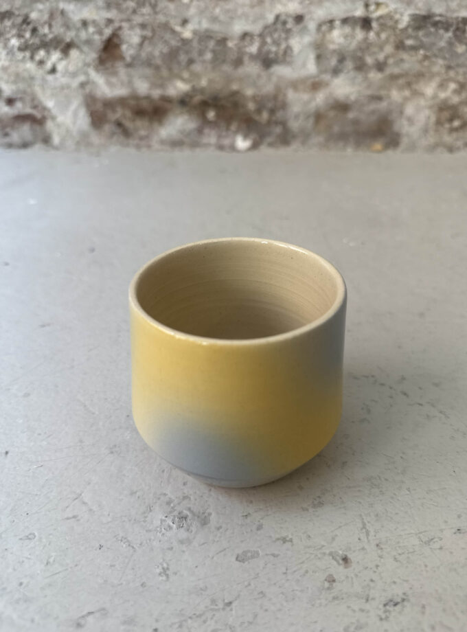 FADE / LIGHT / CUP