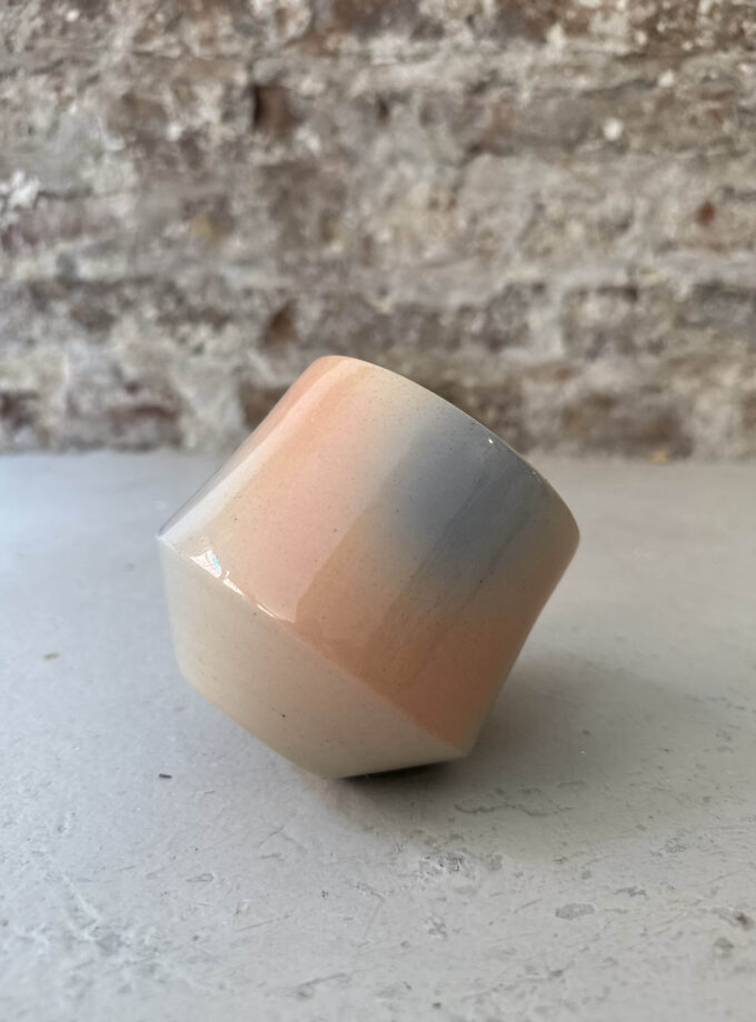 FADE / GLOW / CUP