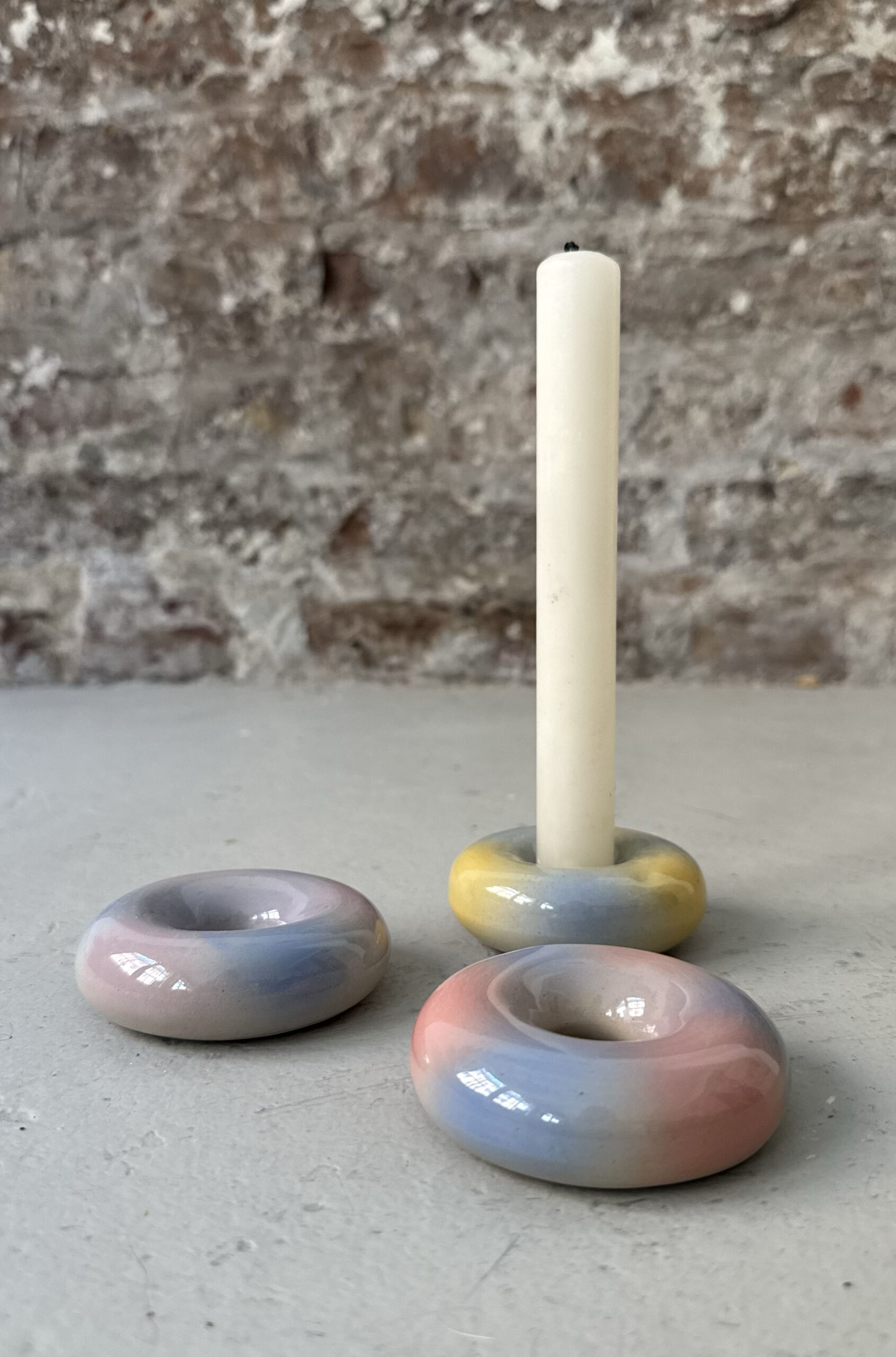 FADE / CANDLESTICKS
