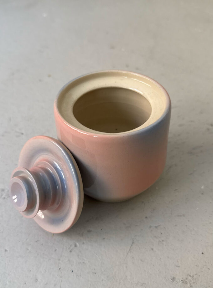 FADE / GLOW / JAR