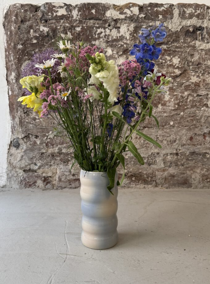 FADE / DUST / VASE