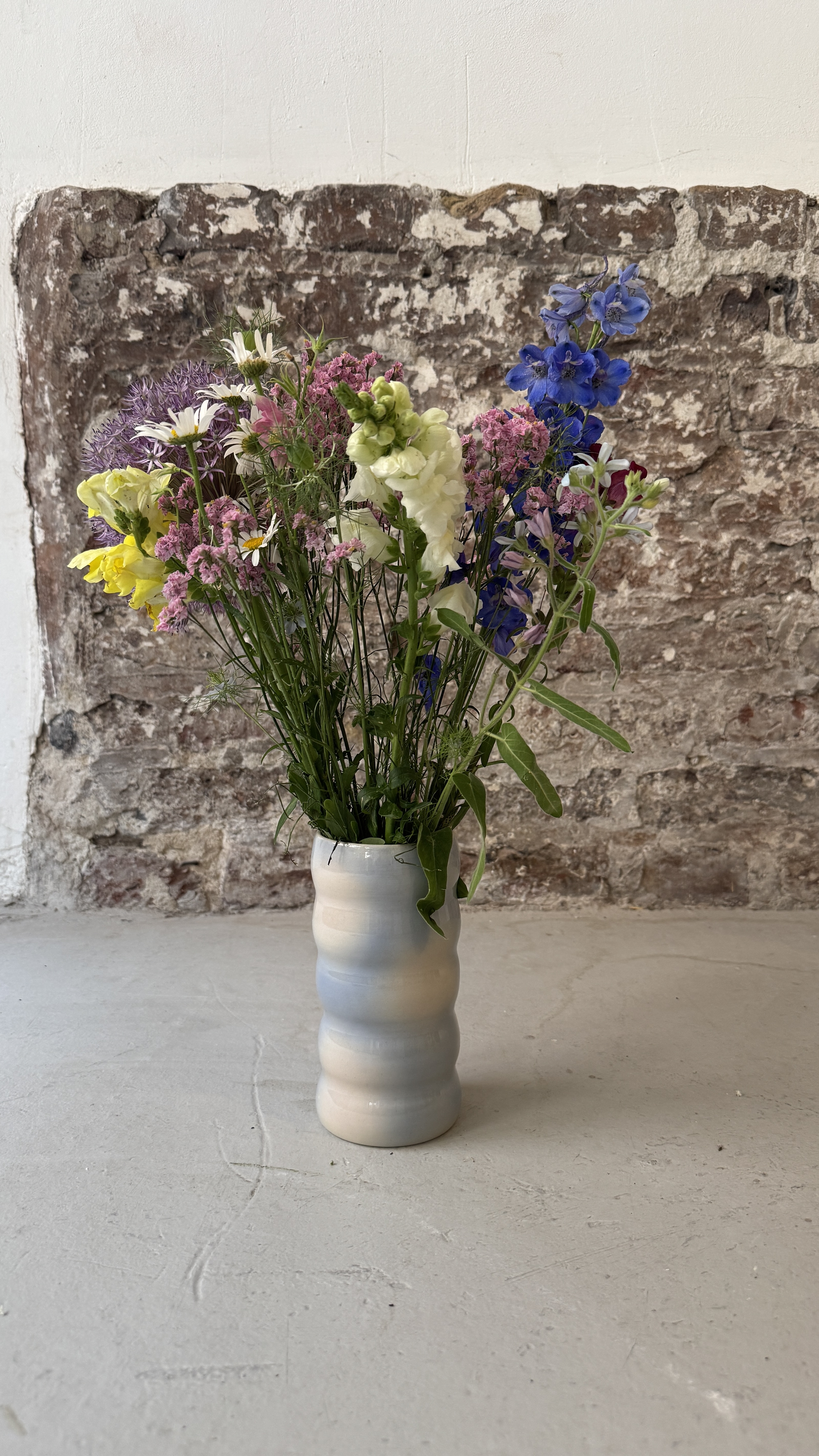 FADE / DUST / VASE