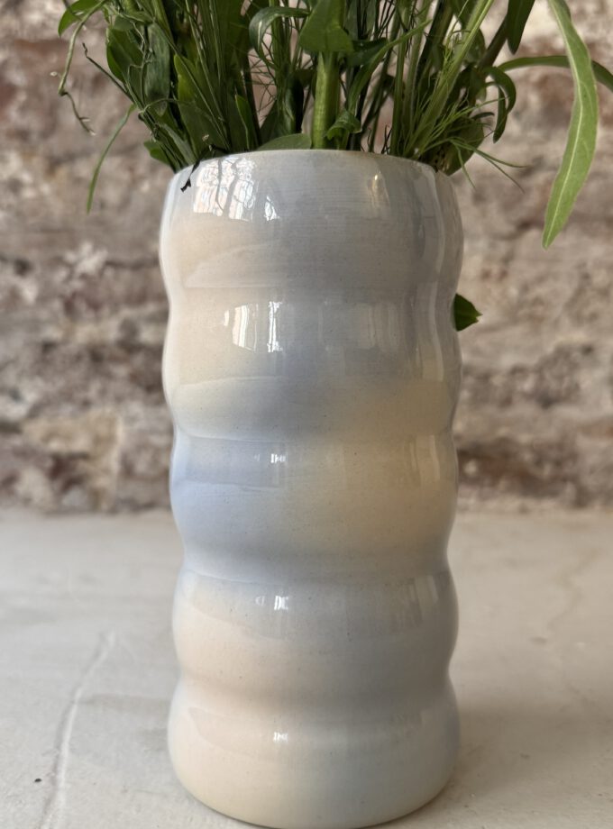 FADE / DUST / VASE