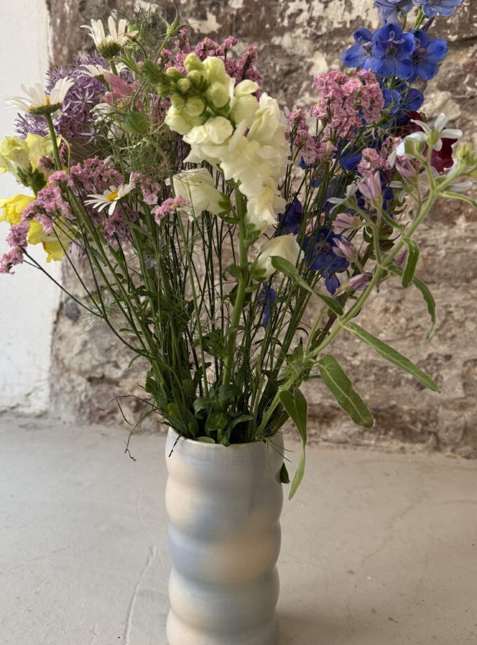 FADE / DUST / VASE