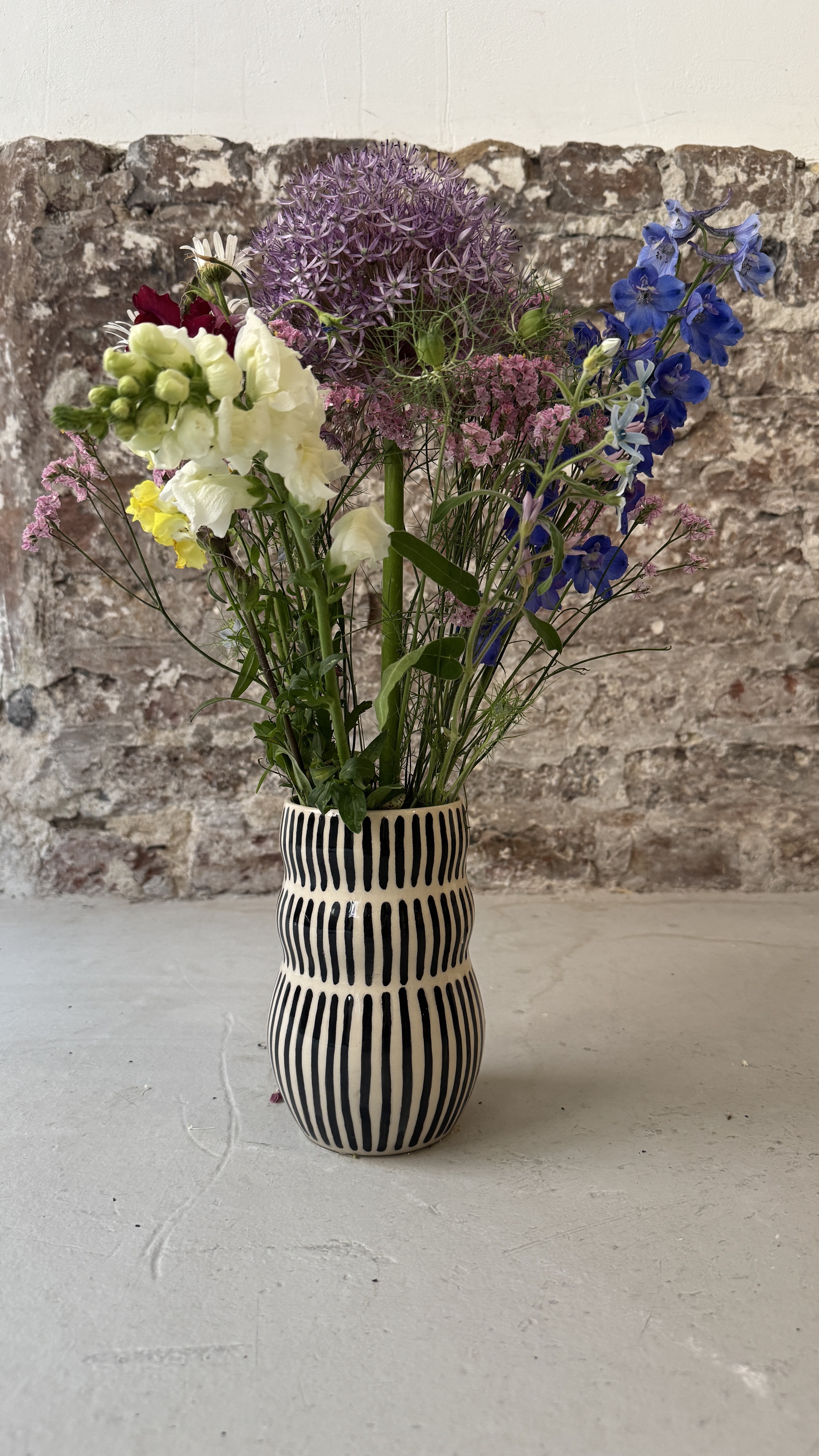 NOIR / LINE / VASE No.2