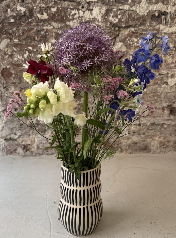 NOIR / LINE / VASE No.2