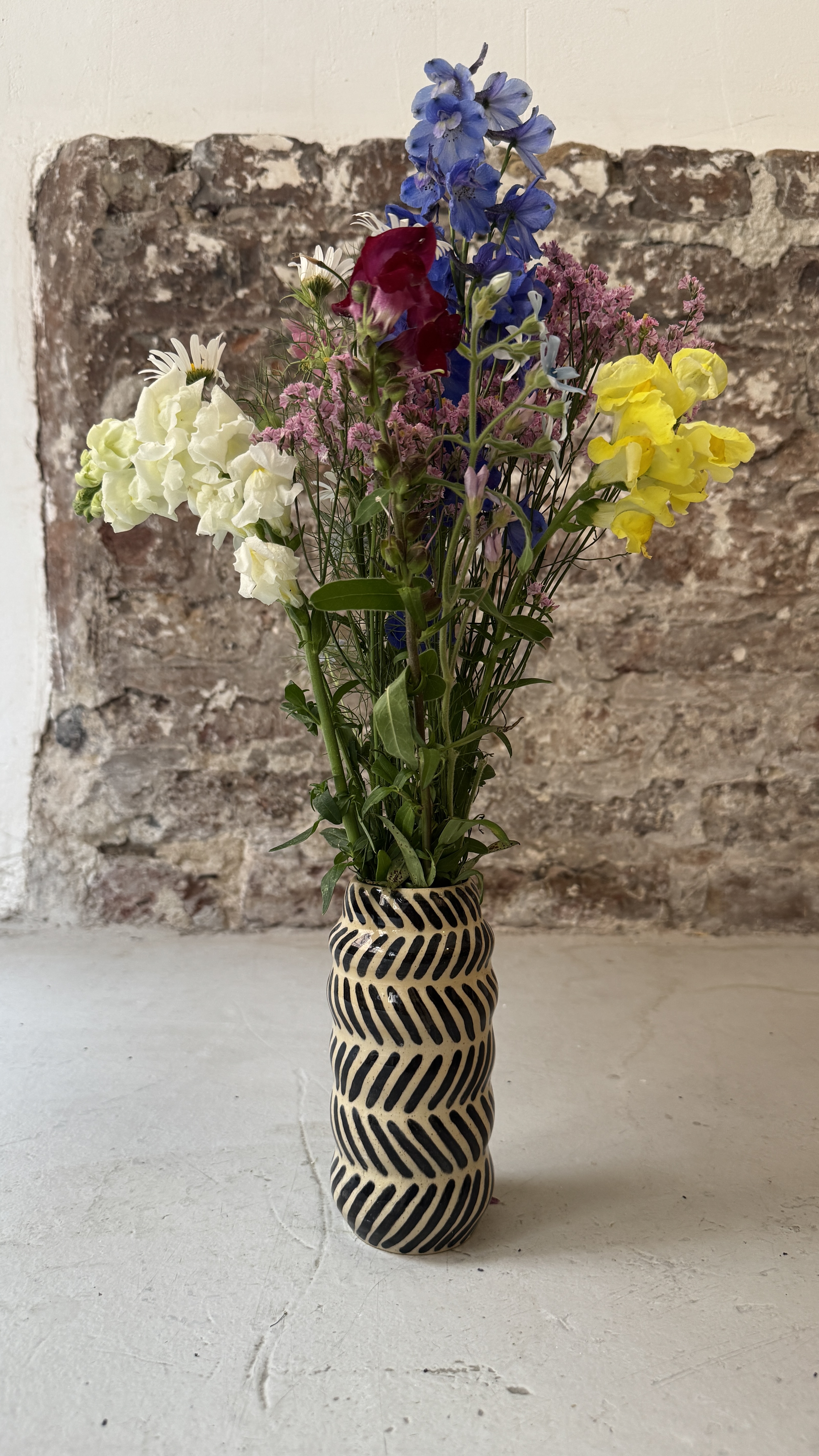 NOIR / LINE / VASE No.3