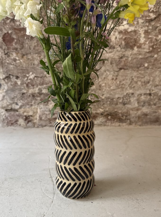 NOIR / LINE / VASE No.3