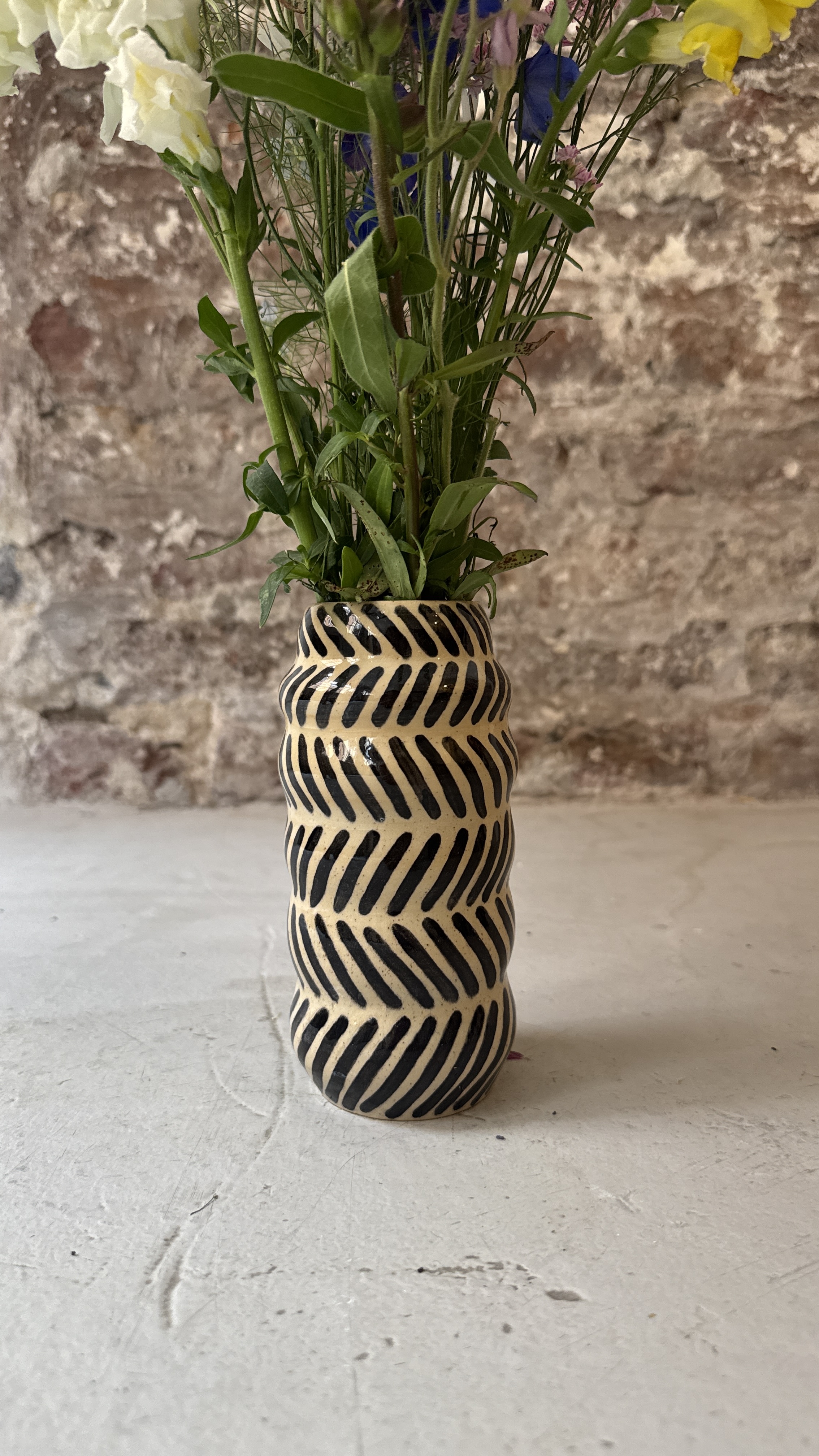 NOIR / LINE / VASE No.3 – Bild 5