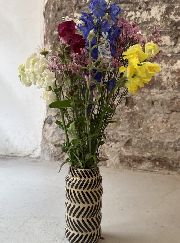 NOIR / LINE / VASE No.3