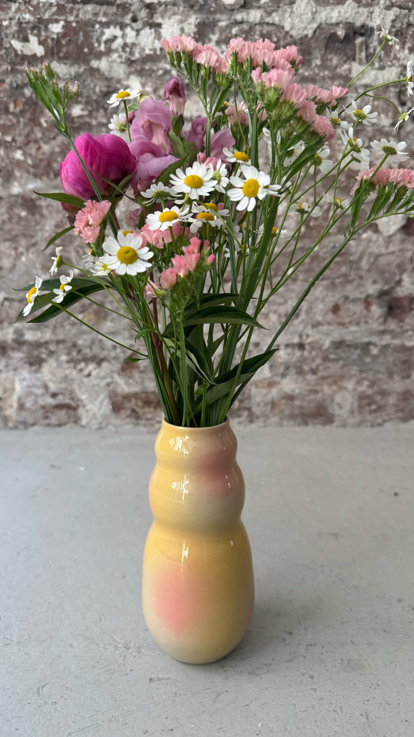 FADE / BLOOM / VASE – Bild 4