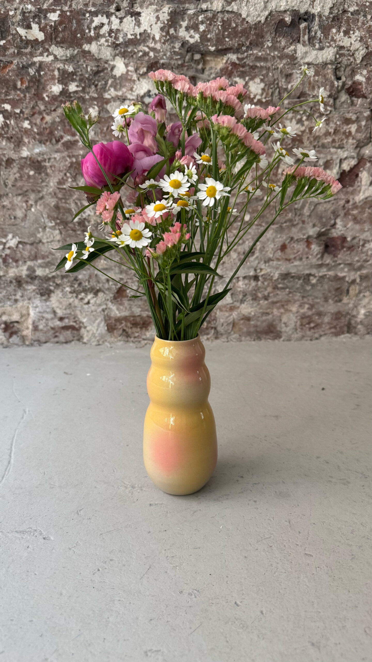 FADE / BLOOM / VASE