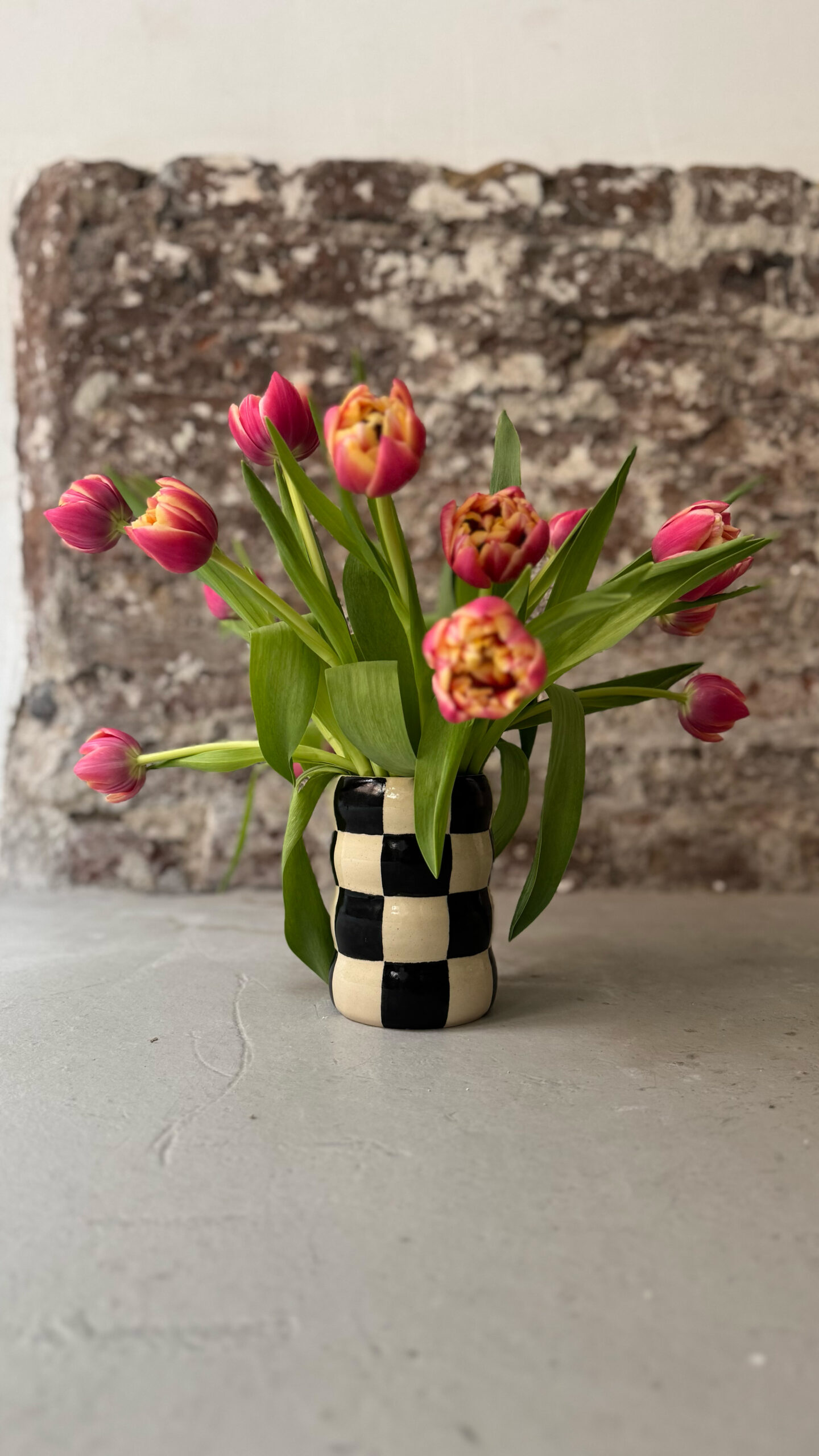 NOIR / CHECK / VASE NO.2