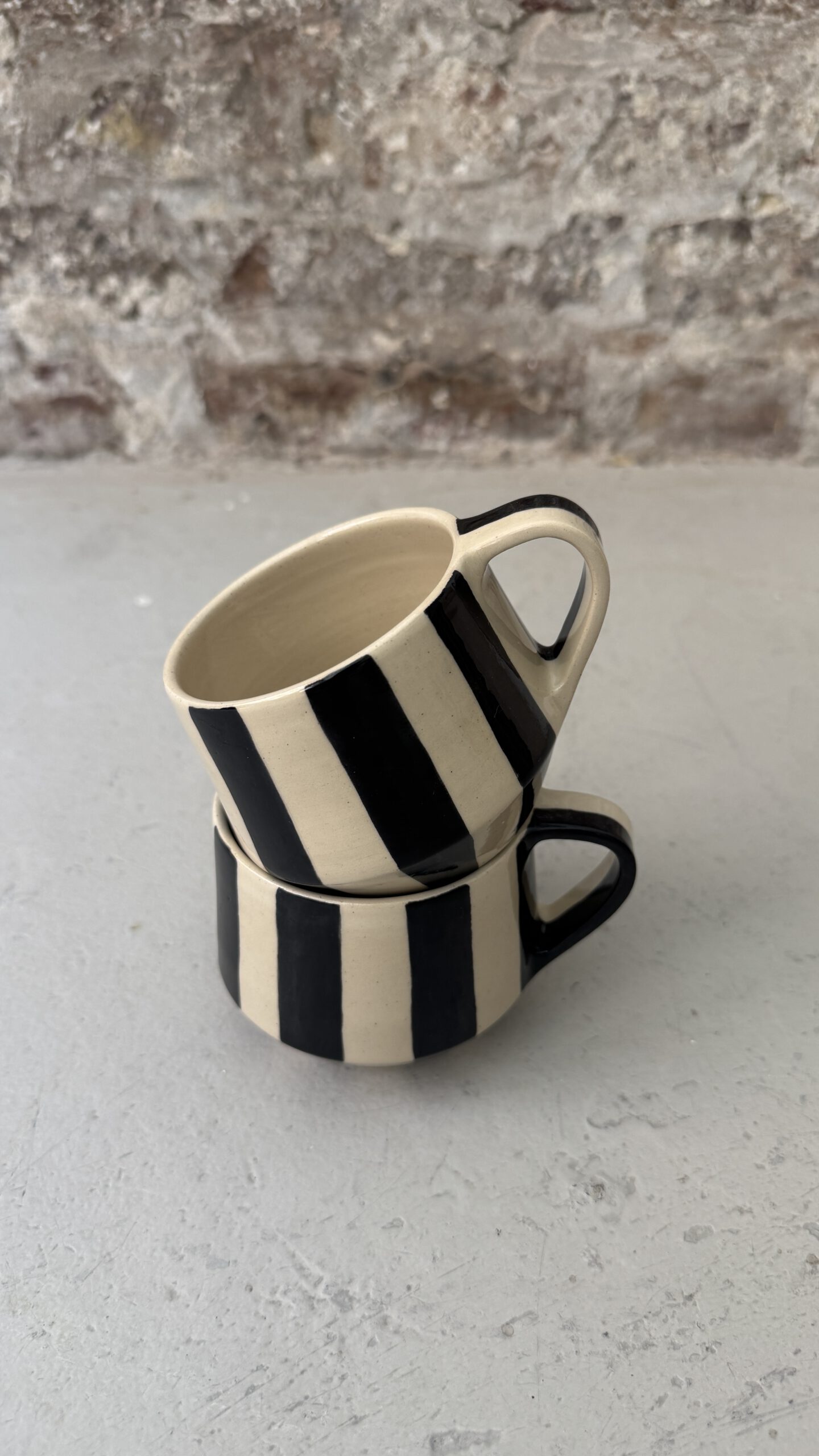 NOIR / BLOCK / MUG – Bild 4
