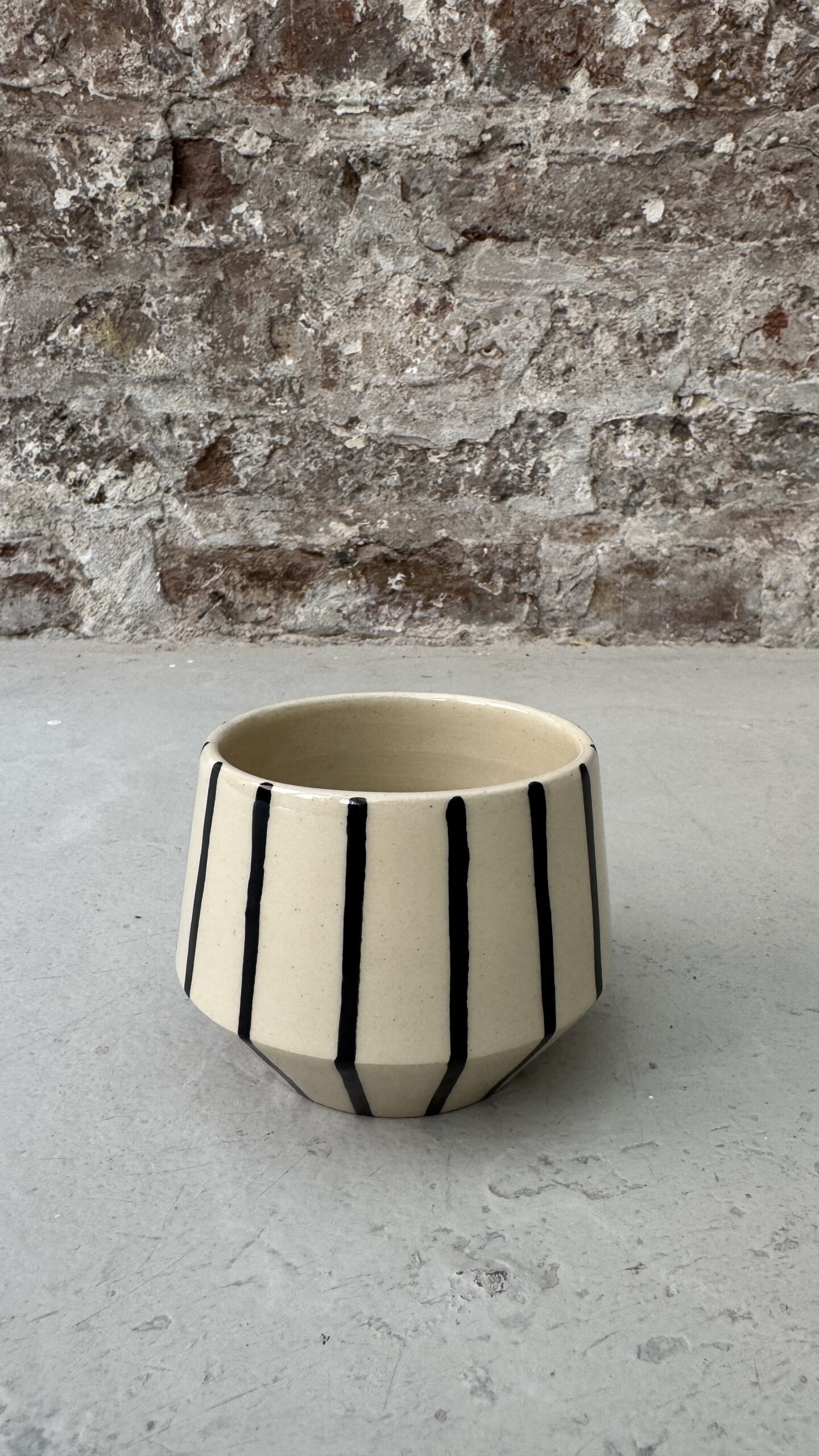 NOIR / LINE / CUP – Bild 2