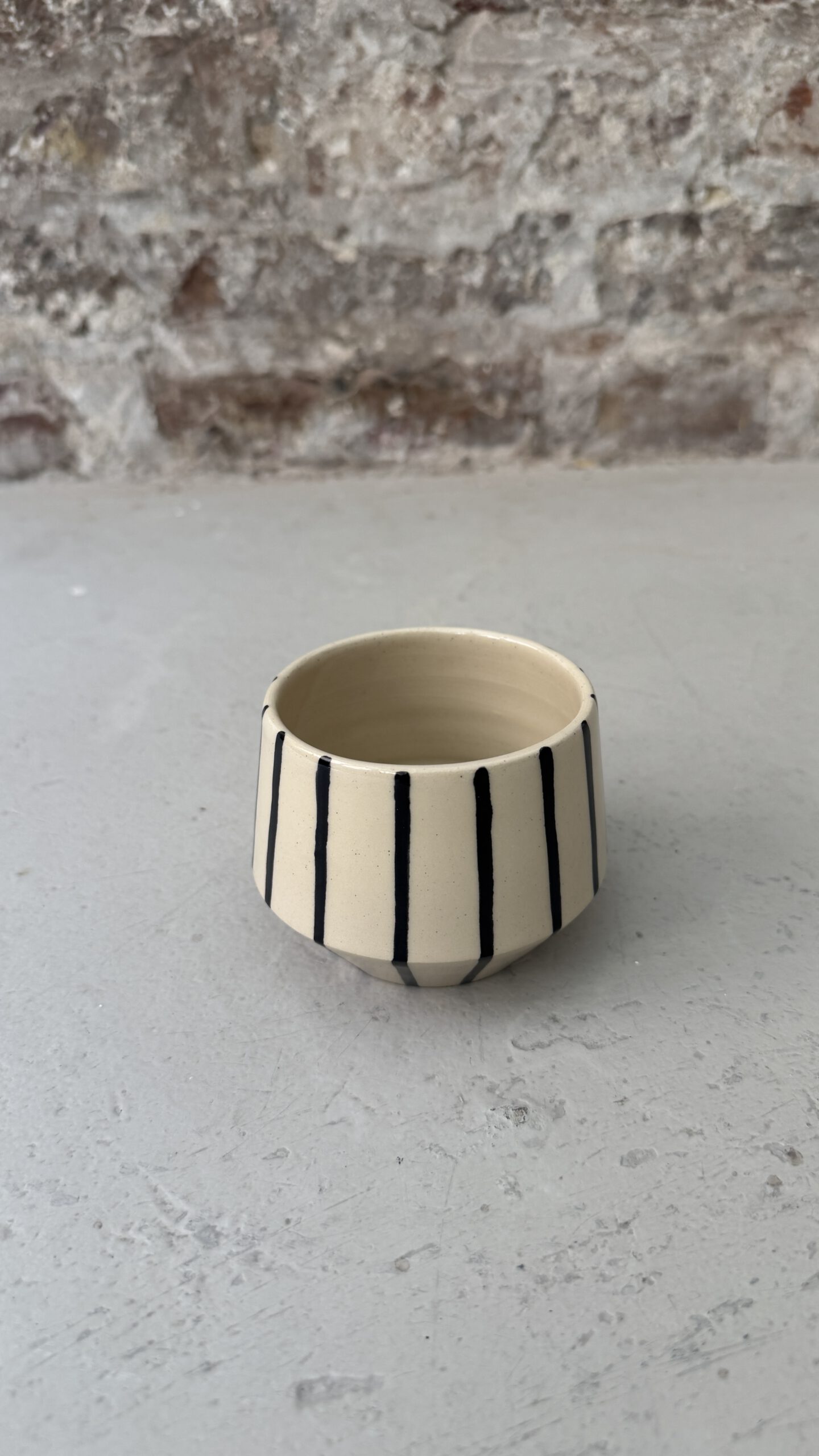NOIR / LINE / CUP – Bild 3
