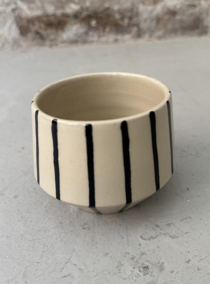 NOIR / LINE / CUP