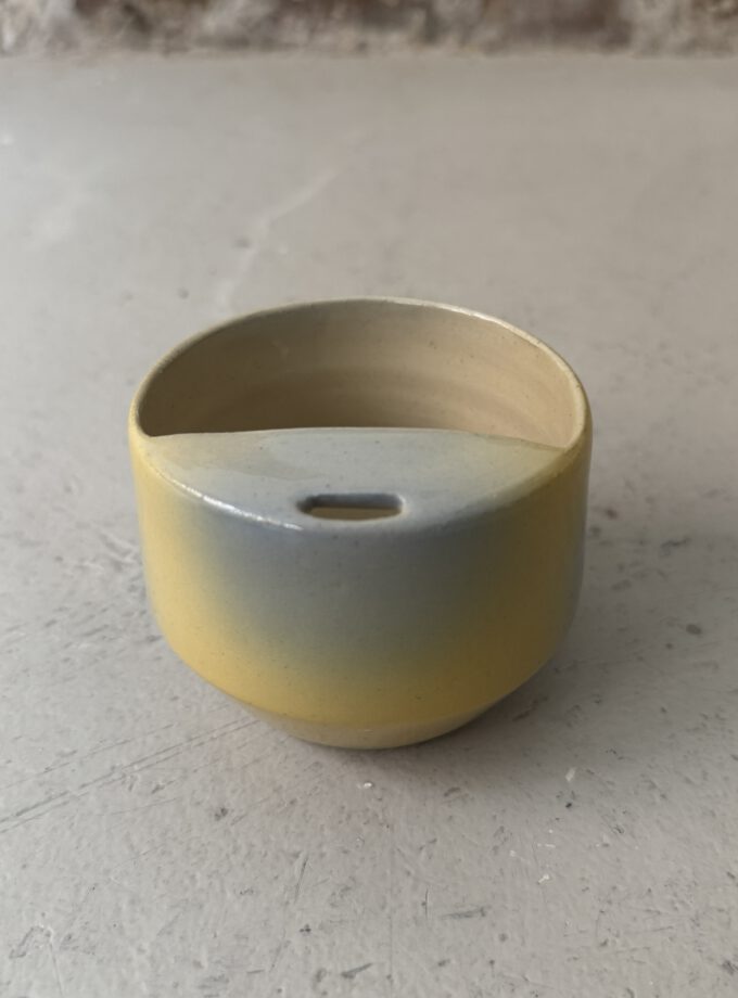 FADE / LIGHT / TO-GO CUP
