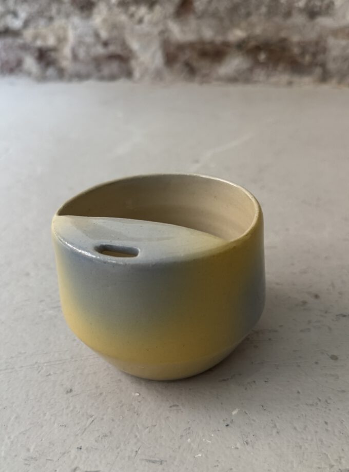 FADE / LIGHT / TO-GO CUP