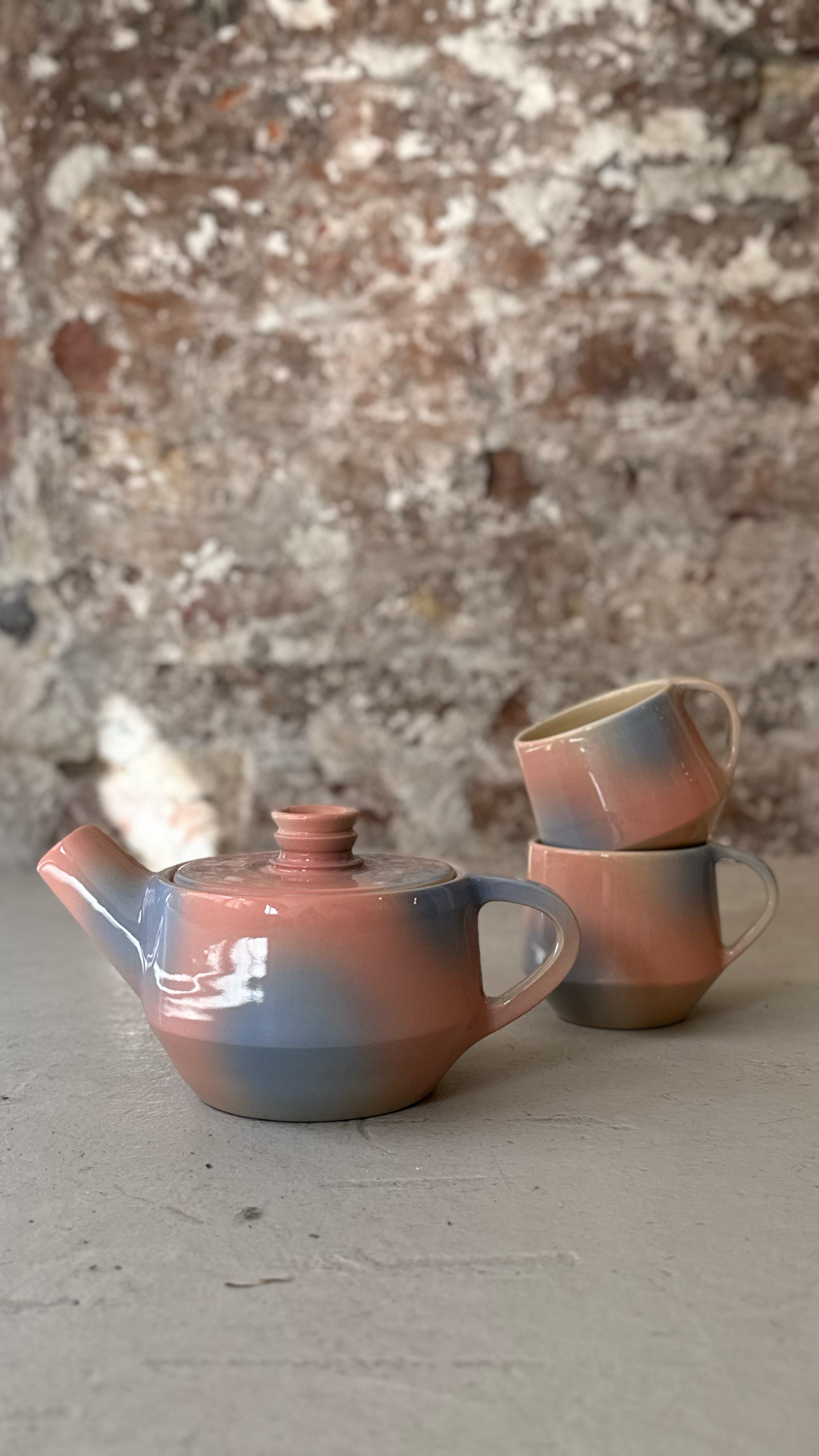 FADE / GLOW / TEAPOT – Bild 7