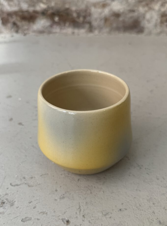FADE / LIGHT / CUP