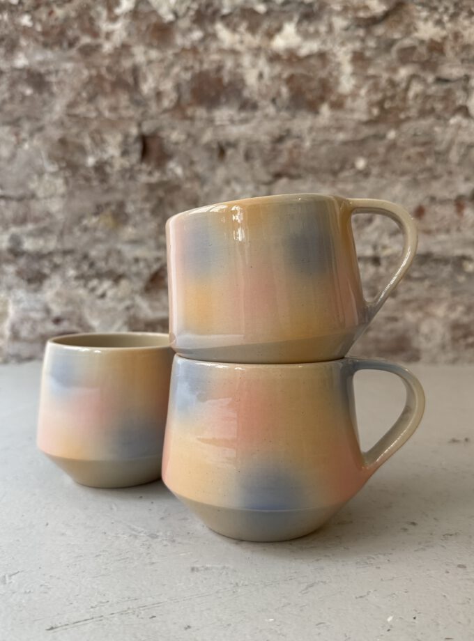 FADE / DAWN / MUG