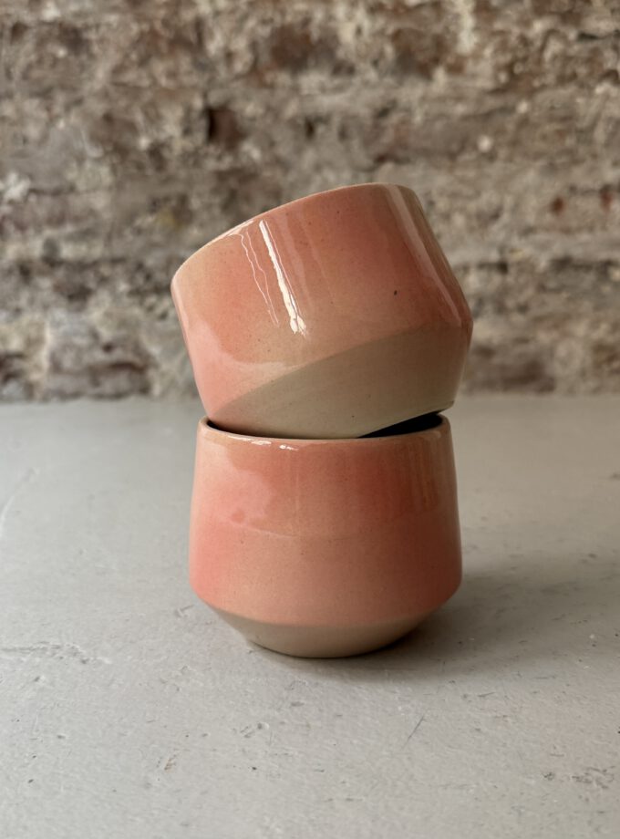 FADE / BLUSH / CUP