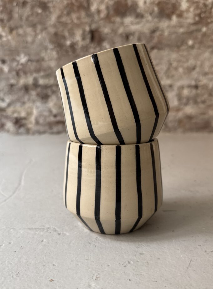 NOIR / LINE / CUP